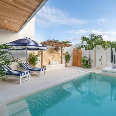 Villa Kokoan - 2Br Tropical Serenity Villa Close To Echo Beach